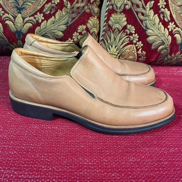Bostonian | Shoes | Bostonian Soft Leather Slip On Loafers  display picture 2